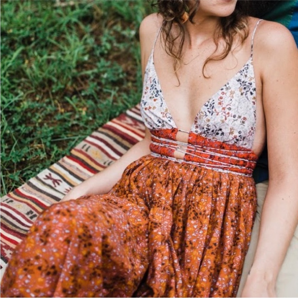 Elliette Leni Floral Maxi Dress in Rust
